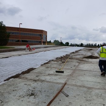 Luke's Handy Services - Concrete driveway slab - Snow Removal Near Me - West Concord, Minnesota Luke's Handy Services - Concrete driveway slab - Snow Removal Near Me - West Concord, Minnesota