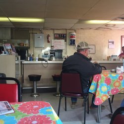 Winifred Tavern & Cafe - Interior.