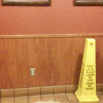 Denny's - Hallway to the dining area has paper from the restroom. - Diners Near Me - Coalinga, California Denny's - Hallway to the dining area has paper from the restroom. - Diners Near Me - Coalinga, California