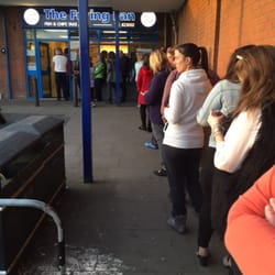 Waltham Fish and Chips - Good Friday .. A VERY long queue !