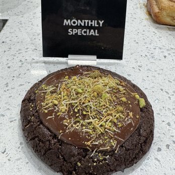 Night Owl Cookies - Dubai Cookie - Desserts Near Me - Plantation, Florida Night Owl Cookies - Dubai Cookie - Desserts Near Me - Plantation, Florida