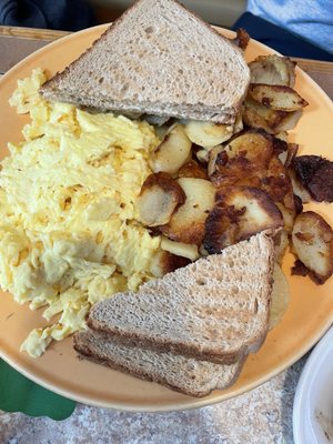 Harriet's Kitchen by null