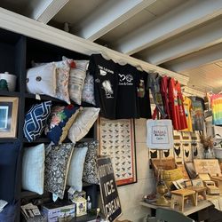 Bethel Market Cafe - Look at that stuff!