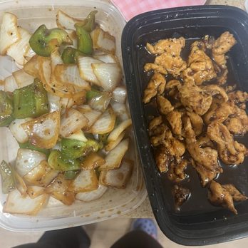 Spicy Noodle House - Thai Near Me - Santa Ana, California