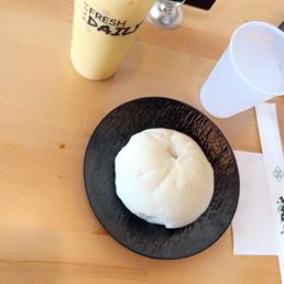 Seared Beef Bao 牛肉煎包