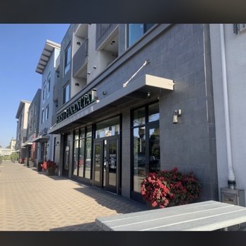 Collection - Tenant - Shopping Centers Near Me - Los Angeles, California