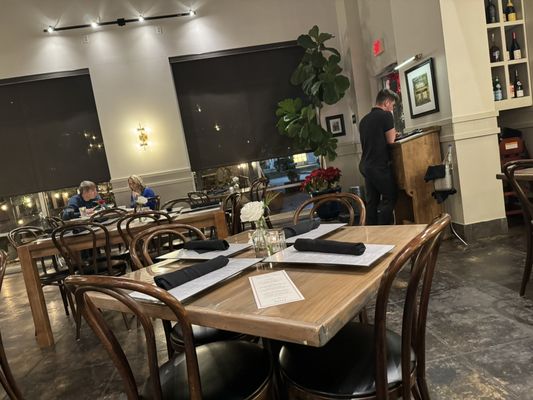 Eliza Restaurant by null