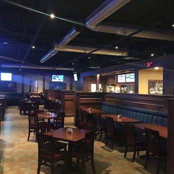 Barro's Pizza - Pizza Near Me - Marana, Arizona