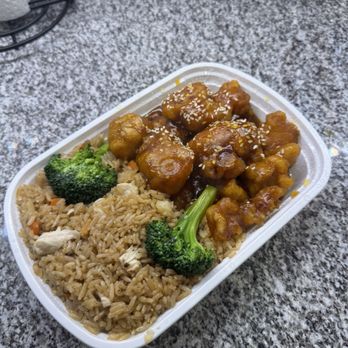 Asian Taste - Sesame Chicken Plate - Asian Fusion Near Me - Franklin, Tennessee
