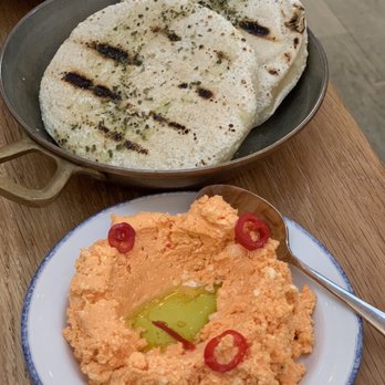 Mamakas Taverna - Greek Near Me - Toronto, Ontario Mamakas Taverna - Greek Near Me - Toronto, Ontario