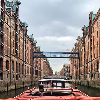 Hamburger Hafen - Barkassenfahrt durch die Speicherstadt (09/2024) - Landmarks & Historical Buildings Near Me - Hamburg, HH