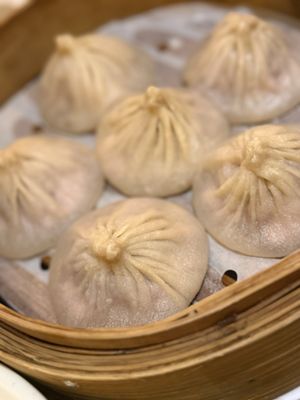 Mian & Bao by null