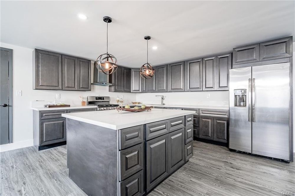 VINCENT VIET HINH SUPERIOR REAL ESTATE GROUP Updated October 2024