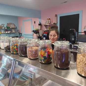 Gigis Ice Cream & Cafe - Karelin - Cafes Near Me - Laurel, Maryland Gigis Ice Cream & Cafe - Karelin - Cafes Near Me - Laurel, Maryland