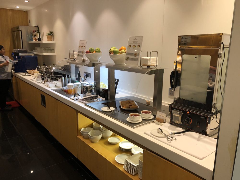 Cathay Pacific Lounge