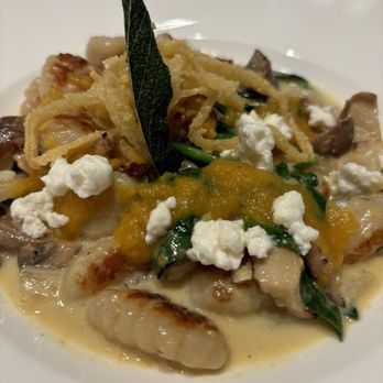 Cooper’s Hawk - Gnocchi With Roasted Butternut Squash - Desserts Near Me - Surprise, Arizona Cooper’s Hawk - Gnocchi With Roasted Butternut Squash - Desserts Near Me - Surprise, Arizona