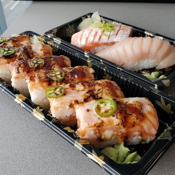 FusionCore Japanese Eatery - Aburi Oshi Salmon - Japanese Near Me - Burnaby, British Columbia