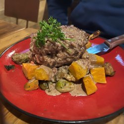 Matty D's Restaurant & Bar