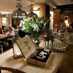 Halka - Interior.