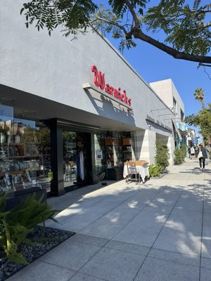 Warwick's by null Warwick's by null