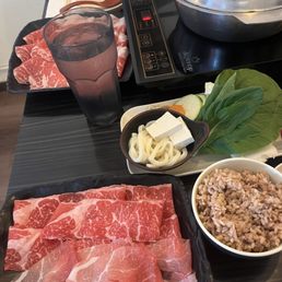 Kalbi and pork set Kalbi and pork set