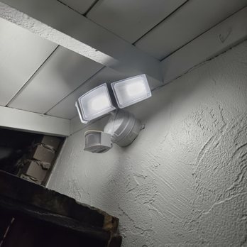 JYL Smart Electric - Security motion sensor exterior light, on the west side garage Stucco wall brand new light installed by Mr Jaey Lee @ Smart Electric - Electricians Near Me JYL Smart Electric - Security motion sensor exterior light, on the west side garage Stucco wall brand new light installed by Mr Jaey Lee @ Smart Electric - Electricians Near Me