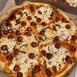 Anthony Francos Pizza - Vodkarita Hot Honey Pepperoni Pizza