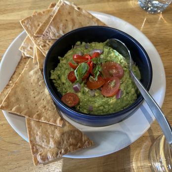 True Food Kitchen - Guac in wheat chips - New American Near Me - San Diego, California True Food Kitchen - Guac in wheat chips - New American Near Me - San Diego, California