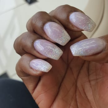Apple Nail Salon - Nail Salons Near Me - Cerritos, California