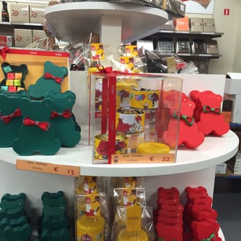 Neuhaus - Sint Niklaas is coming to town! - Chocolatiers & Shops Near Me - Vlezenbeek, VBR
