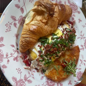 Little Hen - Breakfast & Brunch Near Me - Miami, Florida Little Hen - Breakfast & Brunch Near Me - Miami, Florida