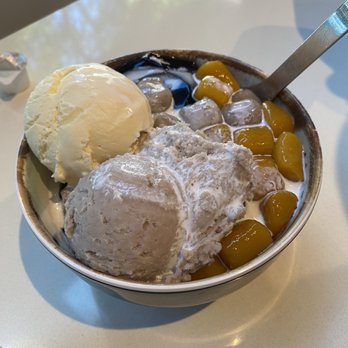 Meet Fresh - Double taro signature - Desserts Near Me - Tigard, Oregon Meet Fresh - Double taro signature - Desserts Near Me - Tigard, Oregon