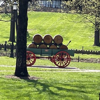 Maker's Mark Distillery - Tours Near Me - Loretto, Kentucky Maker's Mark Distillery - Tours Near Me - Loretto, Kentucky