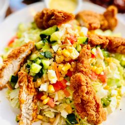 BJ's Restaurant & Brewhouse - Honey Crisp Chicken Salad