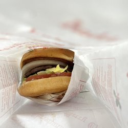 In-N-Out Burger - Hamburger