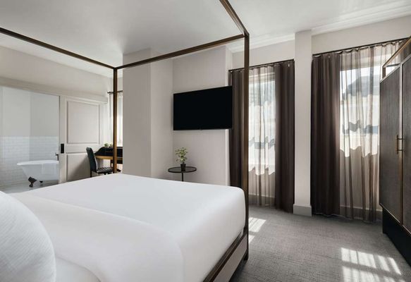 Hotel Phillips Kansas City, Curio Collection by Hilton by null