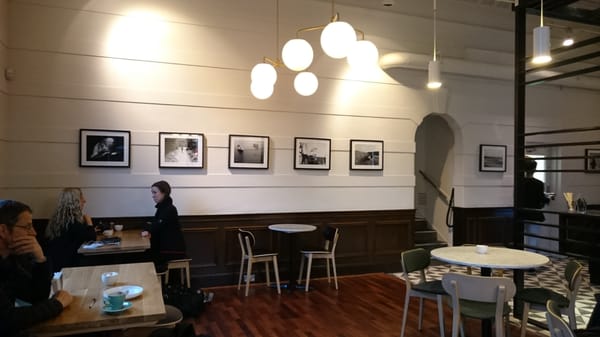 Cafe Noir by null