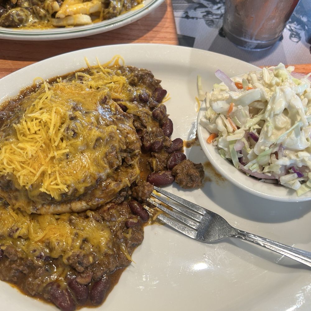 The Giant Chef - Chili cheese burger - Breakfast & Brunch Near Me - Pleasant Hill, California The Giant Chef - Chili cheese burger - Breakfast & Brunch Near Me - Pleasant Hill, California