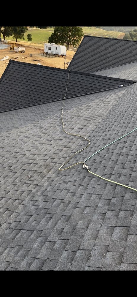 Slide of Epperlys Roofing and Removal