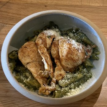 Pat&Phil - Rice penne pasta x chicken - Comfort Food Near Me - Doral, Florida Pat&Phil - Rice penne pasta x chicken - Comfort Food Near Me - Doral, Florida