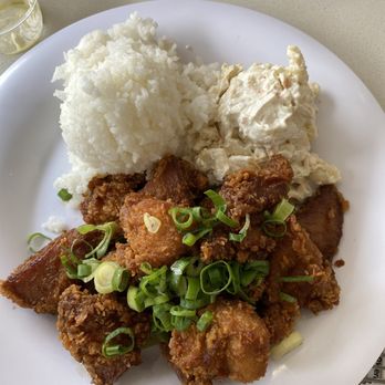 Pancakes & Waffles - Mini Korean Chicken Plate - Breakfast & Brunch Near Me - Honolulu, Hawaii