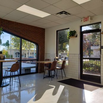 Roots Juice Bar - Cute open space - Juice Bars & Smoothies Near Me - Redding, California Roots Juice Bar - Cute open space - Juice Bars & Smoothies Near Me - Redding, California