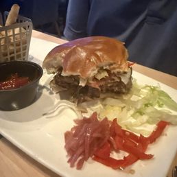 Cheeseburger Cheeseburger