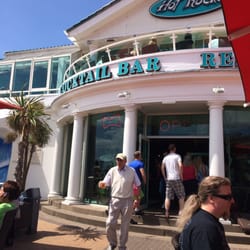 Hot Rocks Surf Co