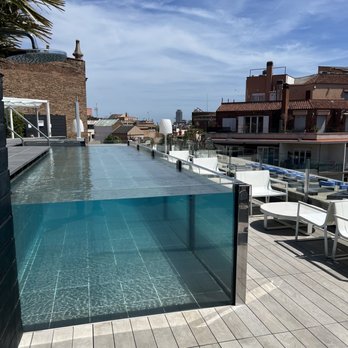 Hotel Catalonia Berna - Upper Deck and Pool - Hotels Near Me - Barcelona, B