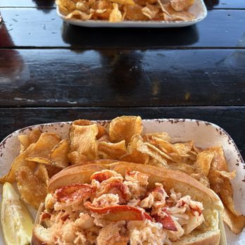 Lookout Tavern - Lobster rolls with butter - Seafood Near Me - Oak Bluffs, Massachusetts Lookout Tavern - Lobster rolls with butter - Seafood Near Me - Oak Bluffs, Massachusetts