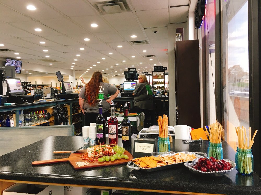 TREE CITY WINE & SPIRITS 909 Sparta St, McMinnville, Tennessee Beer