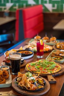 NextDoor Bar & Lounge