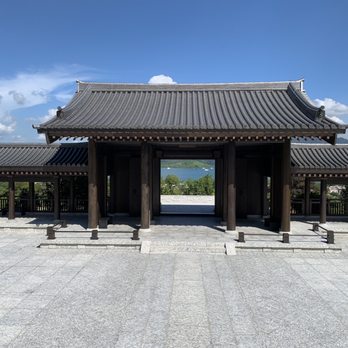 慈山寺 - Awesome views of the water - Buddhist Temples Near Me - Hong Kong, HK