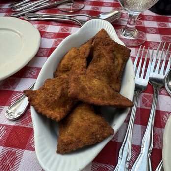 Dan Tana's - Fried Ravioli - Italian Near Me - West Hollywood, California